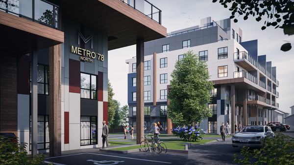 Metro 78, street arrival under the named canopy